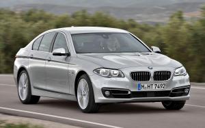 BMW 535i Sedan Luxury Line (F10) '2013 - 17